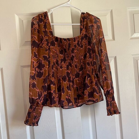 Nine West size medium brown purple floral sheer smocked long sleeve blouse - Picture 5 of 7